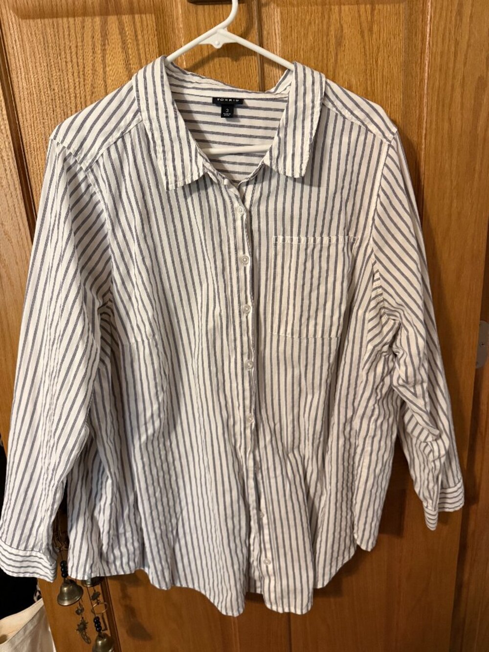 PLUS Women's Long Sleeve Button Down